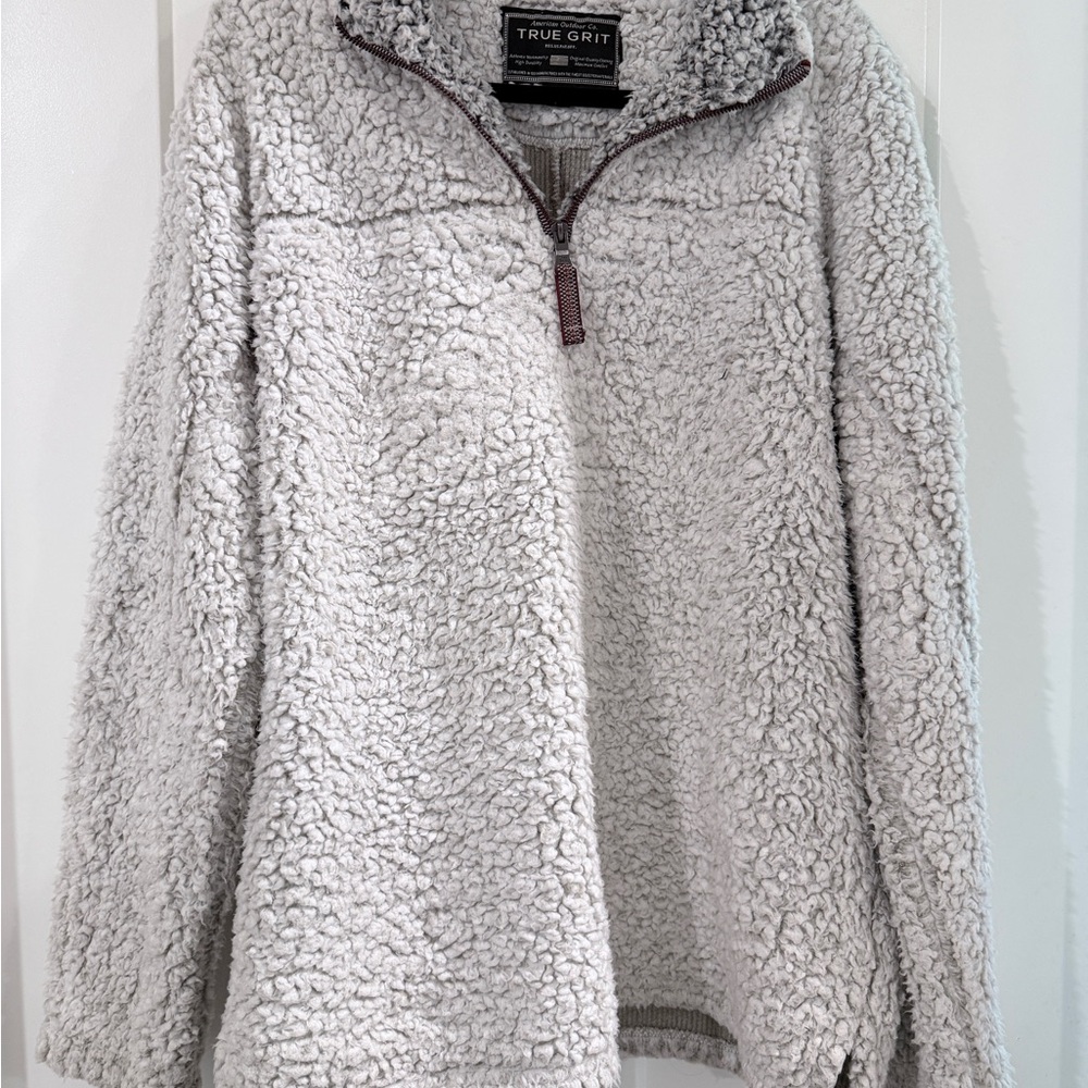 True Grit Light Gray Fleece Pullover